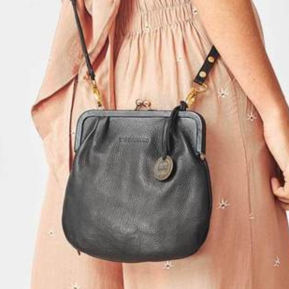 NEW $169 The Wanderers Travel Co. Versailles Evening Crossbody black